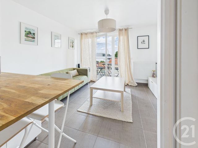 Appartement F2 à vendre - 2 pièces - 39.7 m2 - VILLENAVE D ORNON - 33 - AQUITAINE - Century 21 Charly Immobilier & Patrimoine