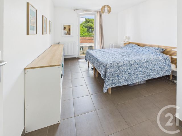 Appartement F2 à vendre - 2 pièces - 39.7 m2 - VILLENAVE D ORNON - 33 - AQUITAINE - Century 21 Charly Immobilier & Patrimoine