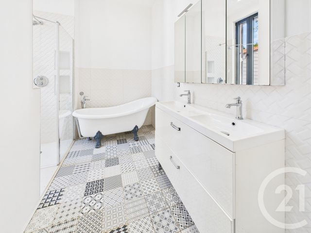 maison à vendre - 9 pièces - 265.0 m2 - VILLENAVE D ORNON - 33 - AQUITAINE - Century 21 Charly Immobilier & Patrimoine