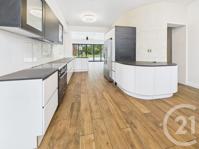 maison à vendre - 9 pièces - 265.0 m2 - VILLENAVE D ORNON - 33 - AQUITAINE - Century 21 Charly Immobilier & Patrimoine