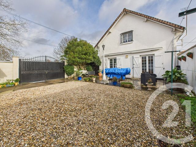 maison à vendre - 6 pièces - 130.0 m2 - VILLENAVE D ORNON - 33 - AQUITAINE - Century 21 Charly Immobilier & Patrimoine