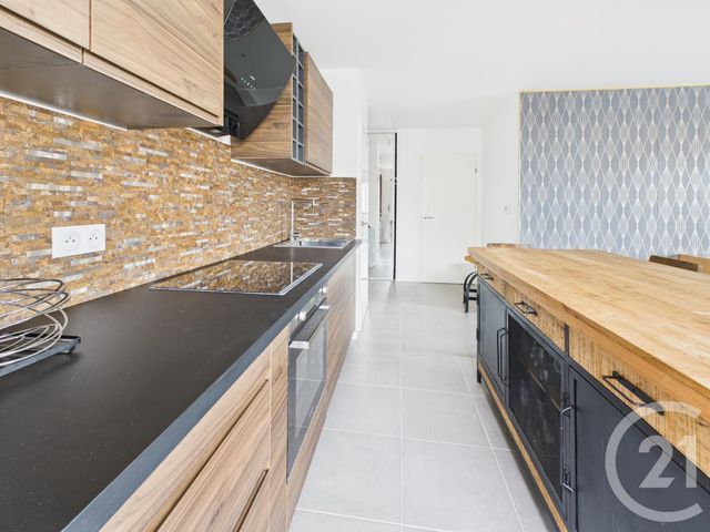 Appartement F3 à vendre - 3 pièces - 65.4 m2 - VILLENAVE D ORNON - 33 - AQUITAINE - Century 21 Charly Immobilier & Patrimoine