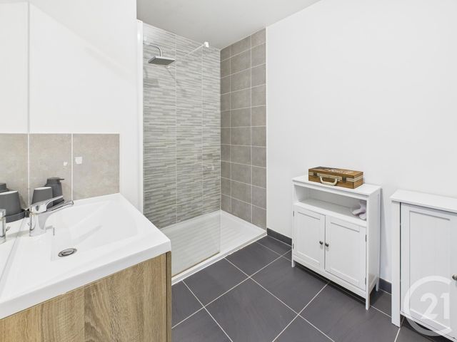 Appartement F3 à vendre - 3 pièces - 65.4 m2 - VILLENAVE D ORNON - 33 - AQUITAINE - Century 21 Charly Immobilier & Patrimoine