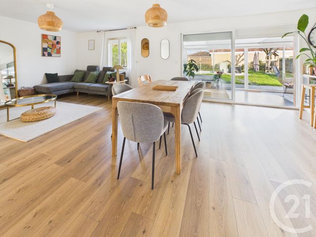 maison à vendre - 4 pièces - 112.27 m2 - VILLENAVE D ORNON - 33 - AQUITAINE - Century 21 Charly Immobilier & Patrimoine