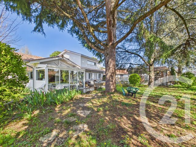 maison à vendre - 6 pièces - 170.0 m2 - VILLENAVE D ORNON - 33 - AQUITAINE - Century 21 Charly Immobilier & Patrimoine