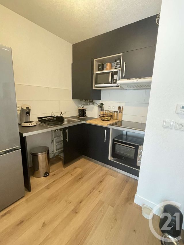 Appartement F3 à vendre - 3 pièces - 73.0 m2 - VILLENAVE D ORNON - 33 - AQUITAINE - Century 21 Charly Immobilier & Patrimoine