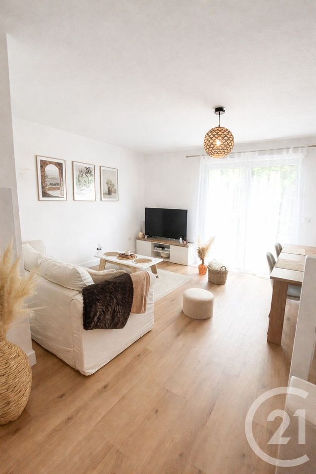 Appartement F3 à vendre - 3 pièces - 73.0 m2 - VILLENAVE D ORNON - 33 - AQUITAINE - Century 21 Charly Immobilier & Patrimoine