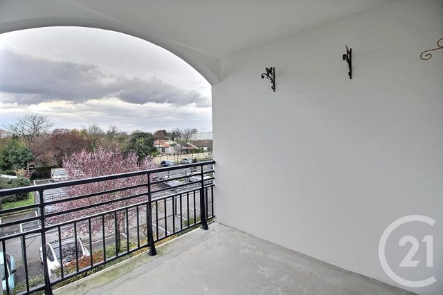 Appartement F3 à vendre - 3 pièces - 65.6 m2 - VILLENAVE D ORNON - 33 - AQUITAINE - Century 21 Charly Immobilier & Patrimoine