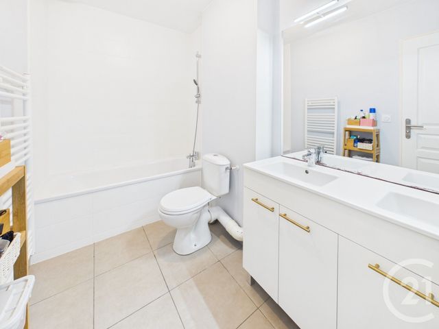 Appartement F3 à vendre - 3 pièces - 66.52 m2 - 33 - AQUITAINE - Century 21 Charly Immobilier & Patrimoine