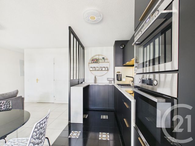 Appartement à vendre - 3 pièces - 63.63 m2 - VILLENAVE D ORNON - 33 - AQUITAINE - Century 21 Charly Immobilier & Patrimoine