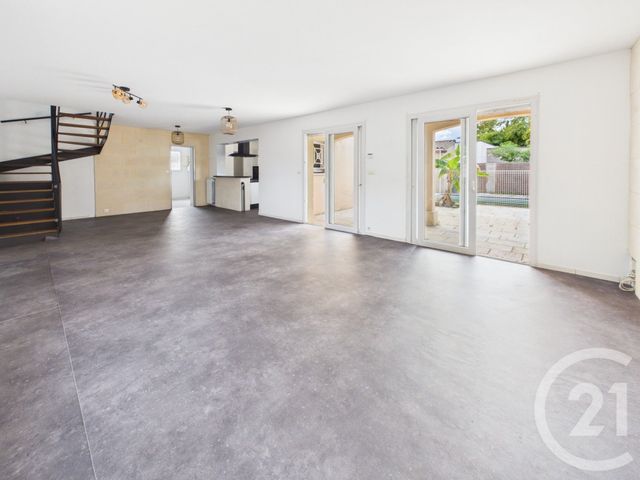 maison à vendre - 6 pièces - 162.0 m2 - VILLENAVE D ORNON - 33 - AQUITAINE - Century 21 Charly Immobilier & Patrimoine